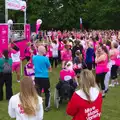 It's a sea of pink in Chantry Park, Isobel's Race For Life, Chantry Park, Ipswich - 11th June 2014