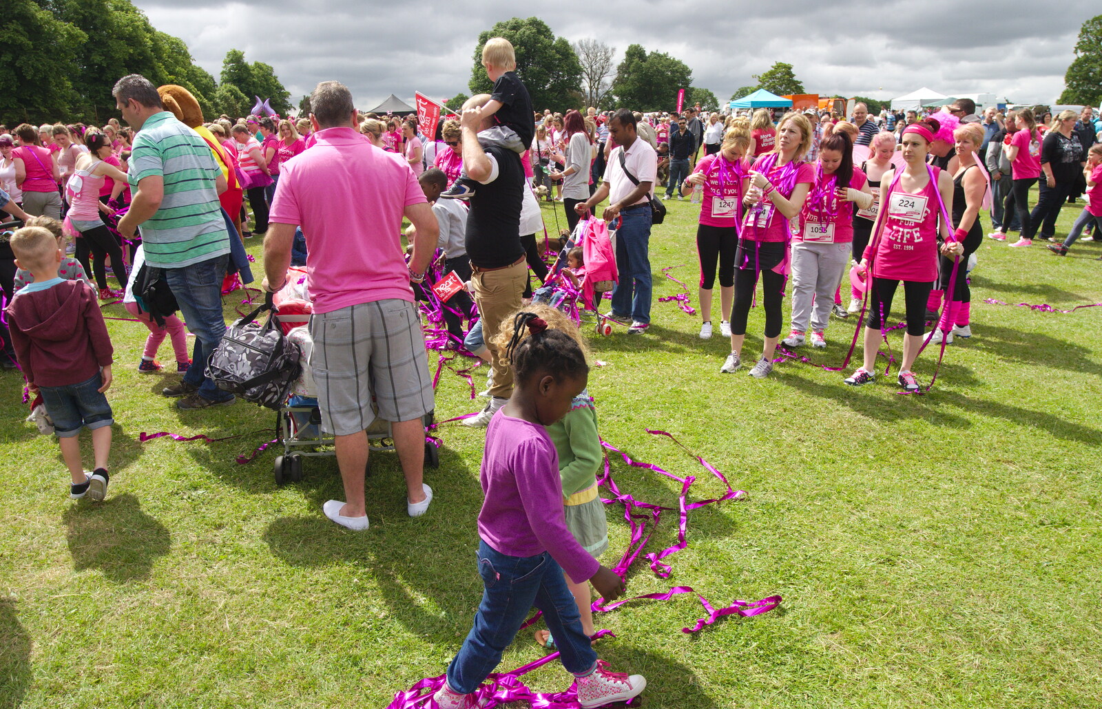 Milling throngs from Isobel's Race For Life, Chantry Park, Ipswich - 11th June 2014