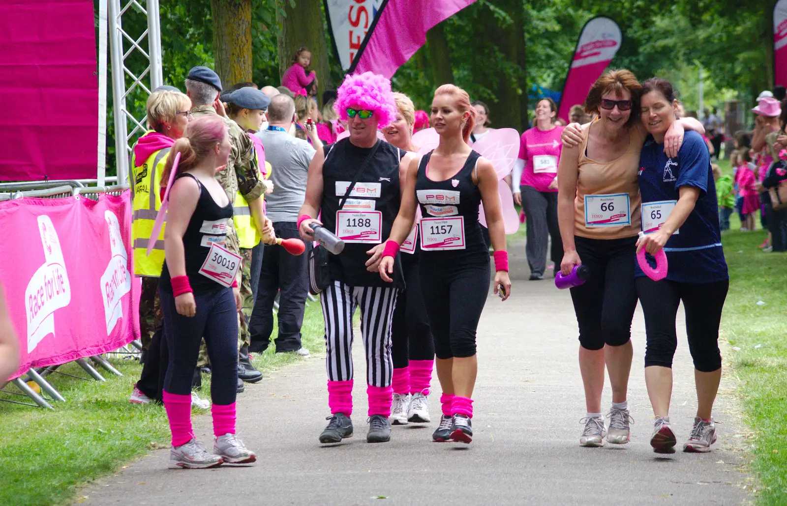 The pink wig comes in, from Isobel's Race For Life, Chantry Park, Ipswich - 11th June 2014