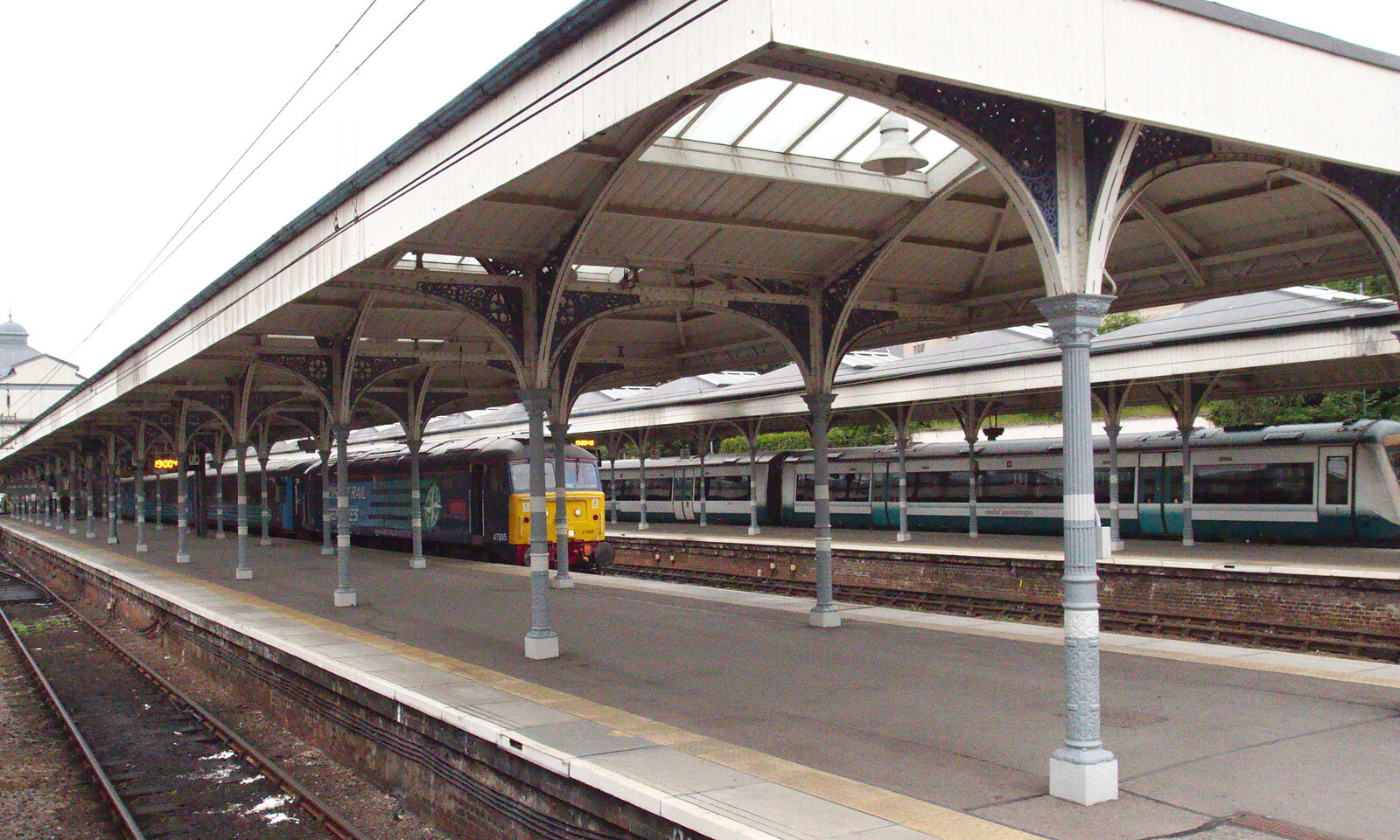 Platforms at Norwich station from Railway Hell: A Pantograph Story, Chelmsford, Essex - 17th June 2014