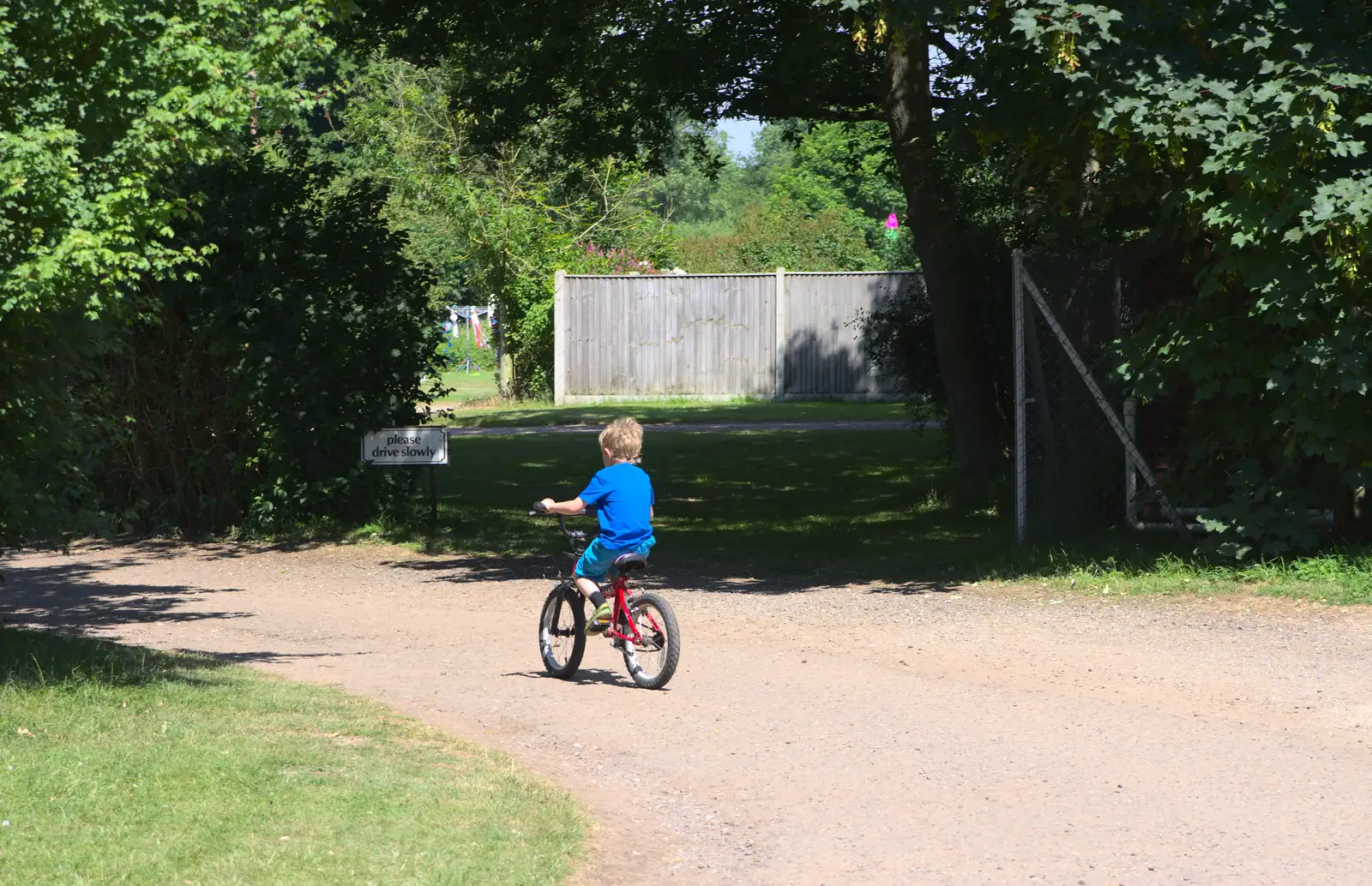 Fred pootles off, from A Weekend in the Camper Van, West Harling, Norfolk - 21st June 2014