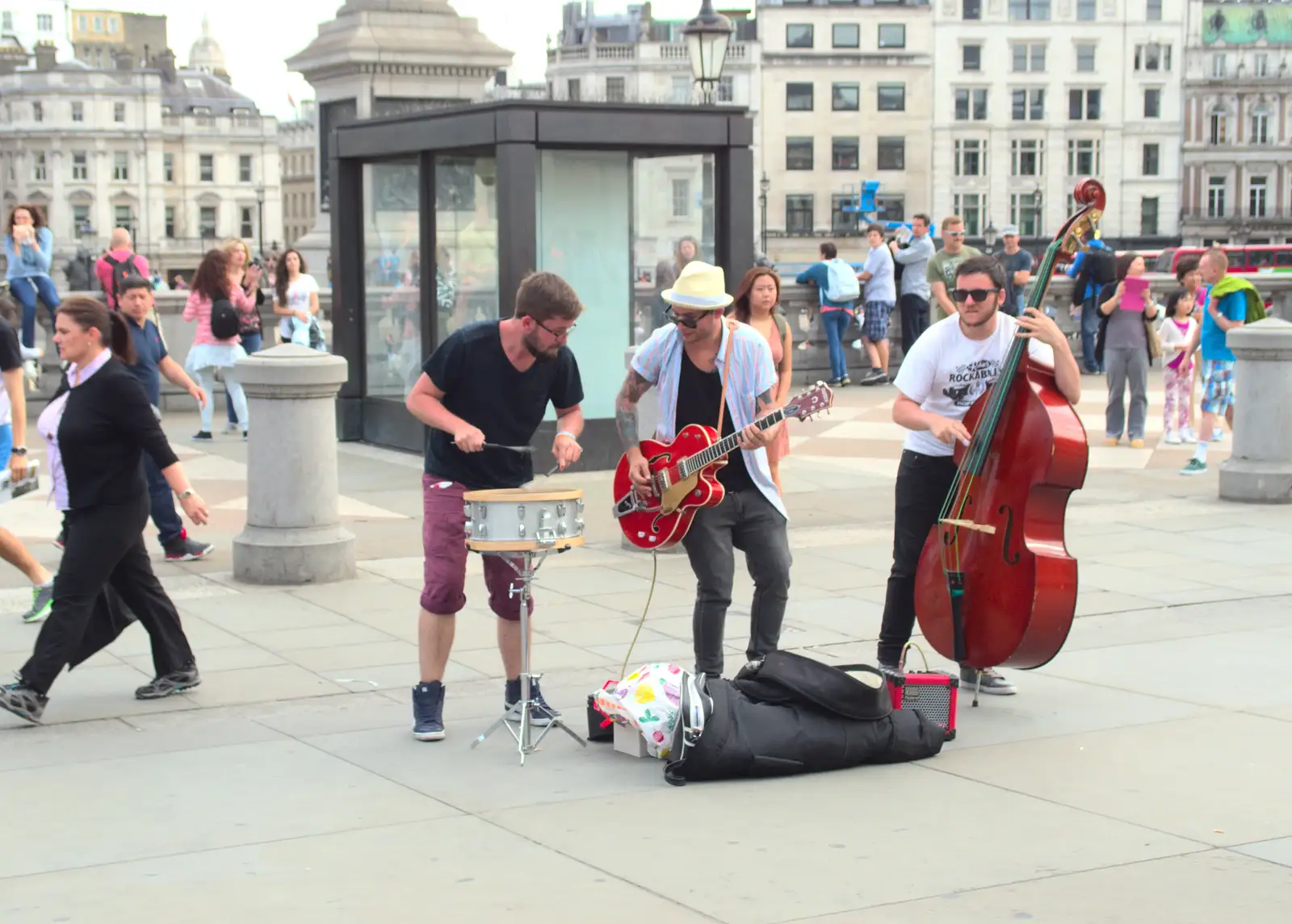 There's a skiffle band on Trafalgar Square, from SwiftKey Innovation Days, The Haymarket, London - 27th June 2014