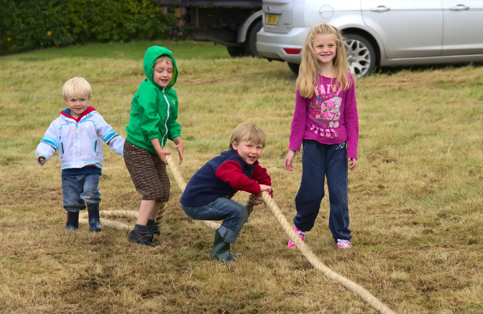 Oak lends a hand on the rope, from Thrandeston Pig, Little Green, Thrandeston, Suffolk - 29th June 2014