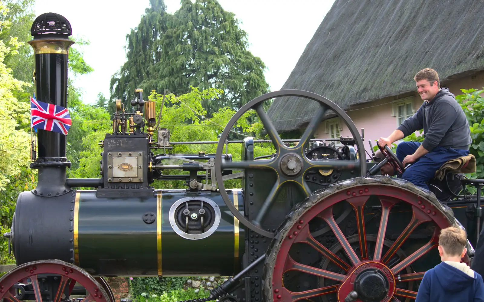 Oliver fires up, from Thrandeston Pig, Little Green, Thrandeston, Suffolk - 29th June 2014