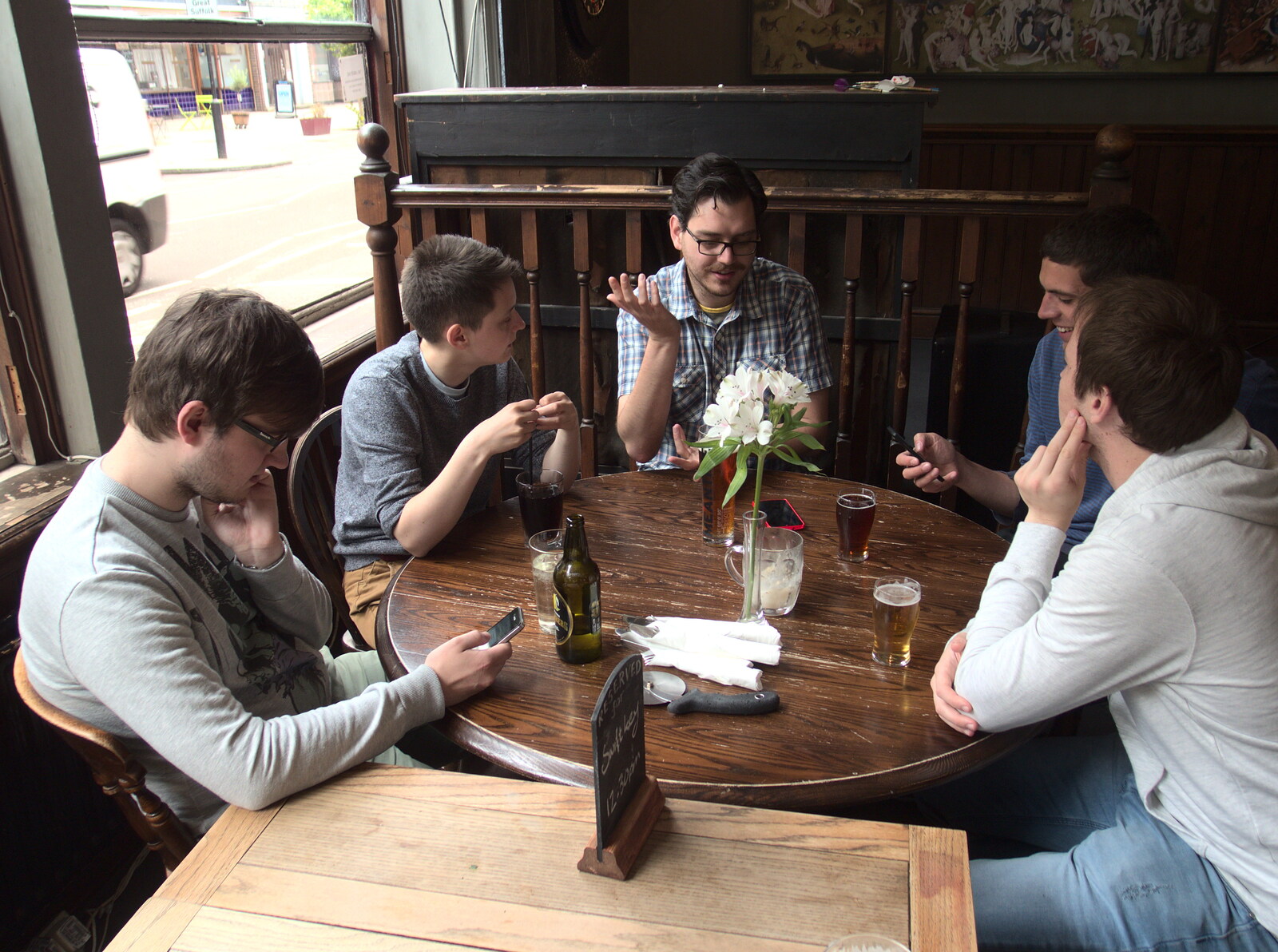 SwiftKey discuss issues of the day from A Trip to Pizza Pub, Great Suffolk Street, Southwark - 8th July 2014