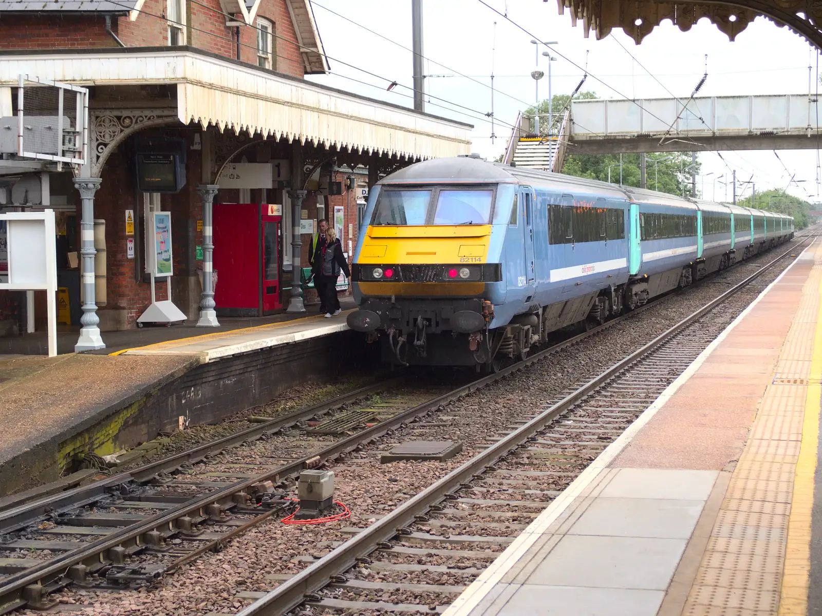 A rake of Mark 3 coaches and a DVT at Diss station, from A Trip to Pizza Pub, Great Suffolk Street, Southwark - 8th July 2014