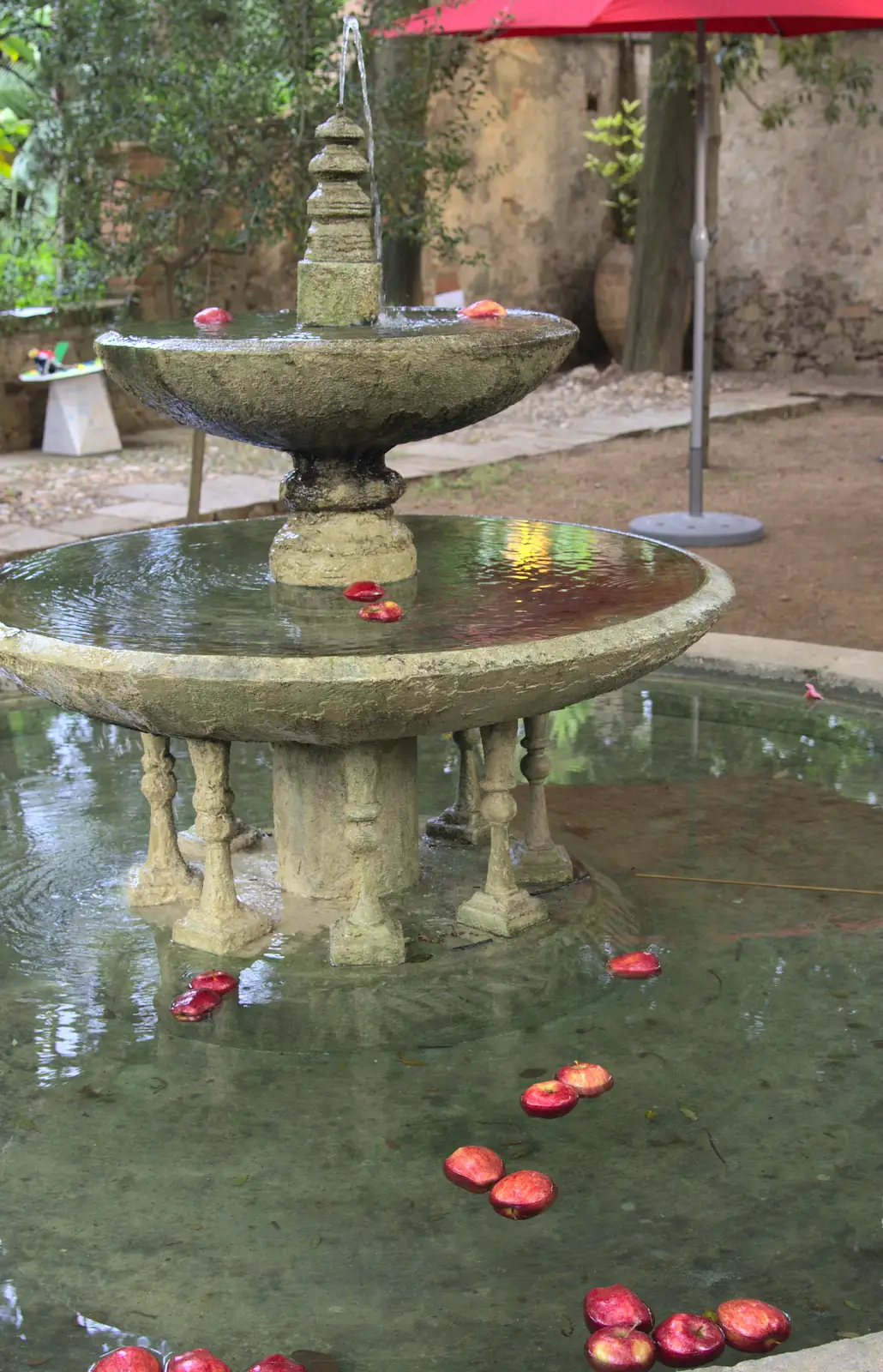 Apples float in a fountain, from The Open Education Challenge, Barcelona, Catalonia - 13th July 2014