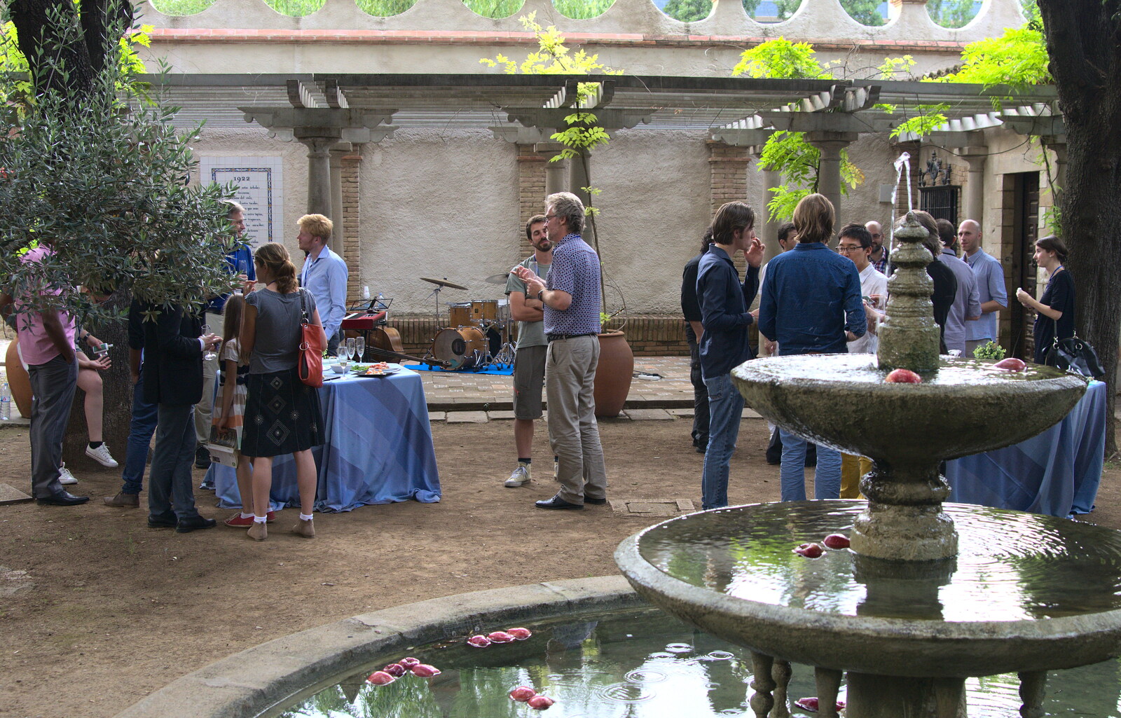 Conversation in the walled garden from The Open Education Challenge, Barcelona, Catalonia - 13th July 2014