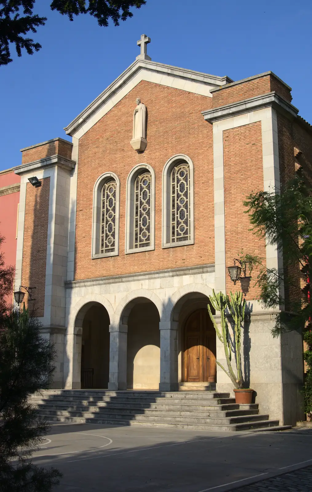 The nearby church attached to the 'monastery', from The Open Education Challenge, Barcelona, Catalonia - 13th July 2014