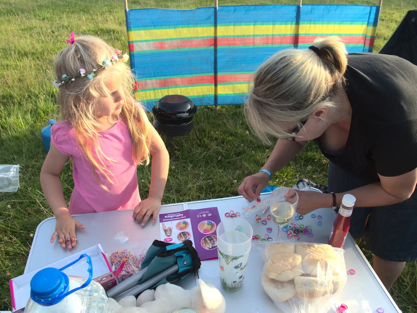 More Loom Band action, from Latitude Festival, Henham Park, Southwold, Suffolk - 17th July 2014