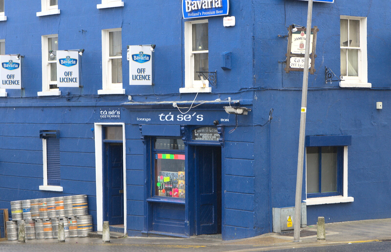 Tá sé's bar in Wicklow from Camping at Silver Strand, Wicklow, County Wicklow, Ireland - 7th August 2014