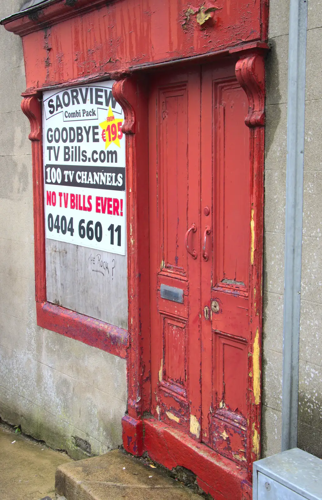 A derelict shop, from Camping at Silver Strand, Wicklow, County Wicklow, Ireland - 7th August 2014