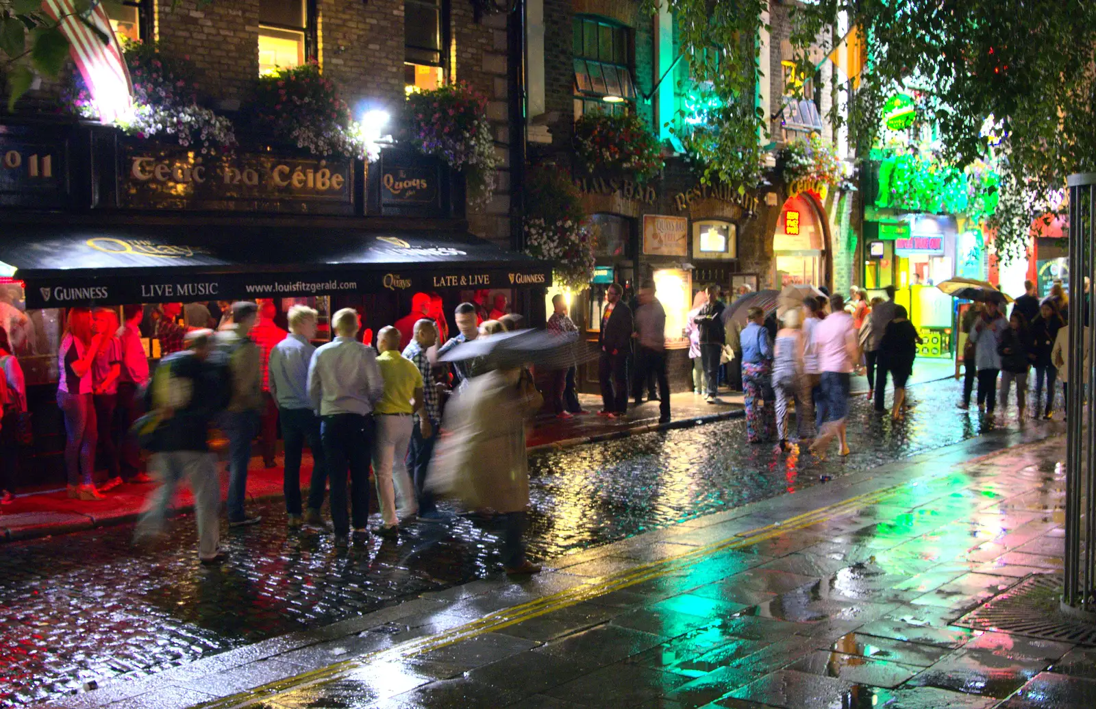 Crowds down in Temple Bar, from A Night Out in Dublin, County Dublin, Ireland - 9th August 2014