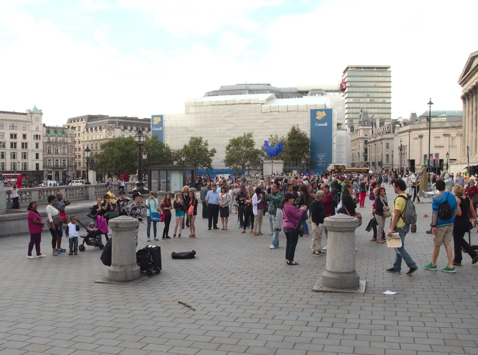 Crowds in Trafalgar Square, from SwiftKey Innovation Day, and Pizza Pub, Westminster and Southwark - 14th August 2014