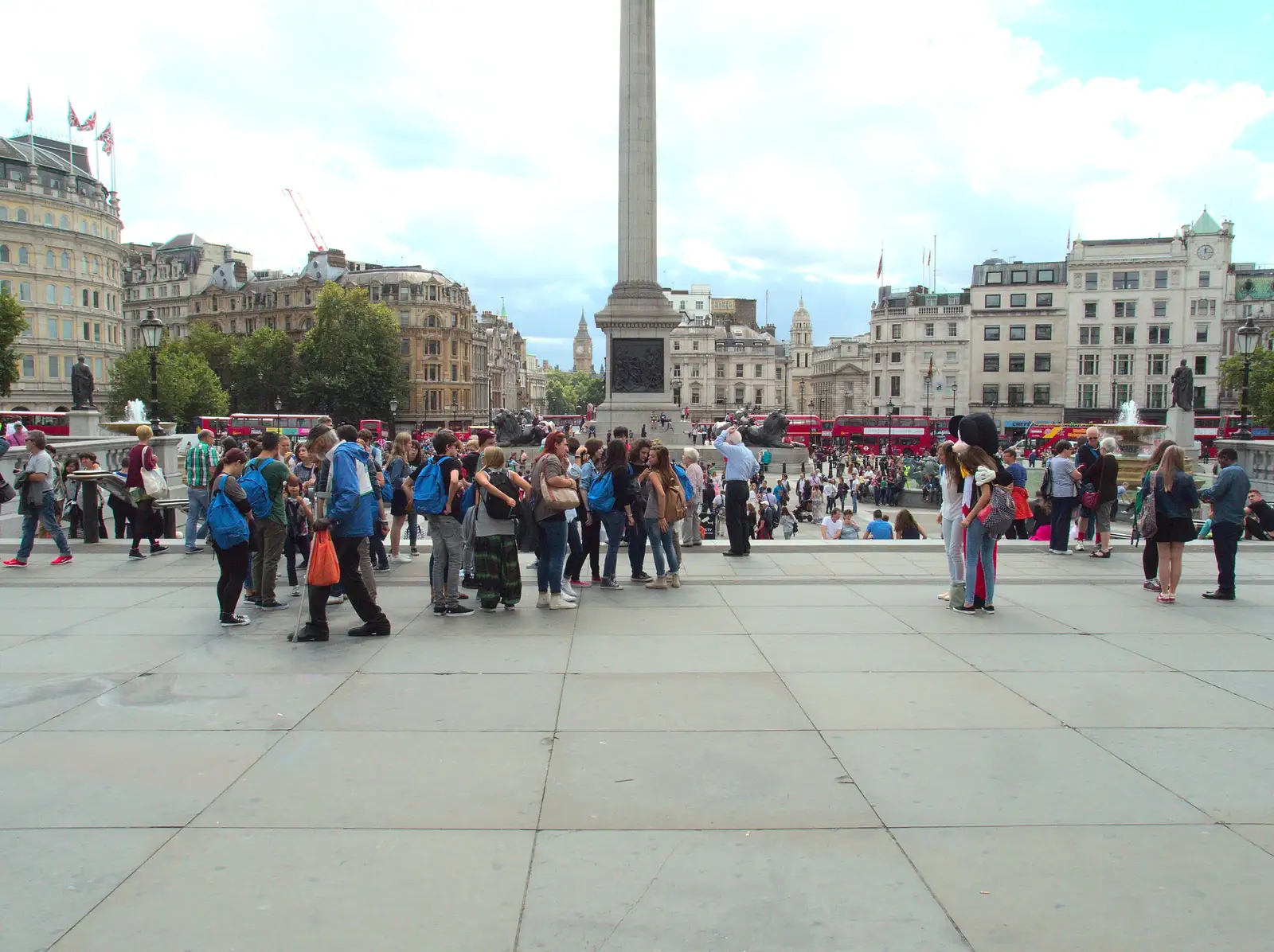 Back in Trafalgar Square, from SwiftKey Innovation Day, and Pizza Pub, Westminster and Southwark - 14th August 2014