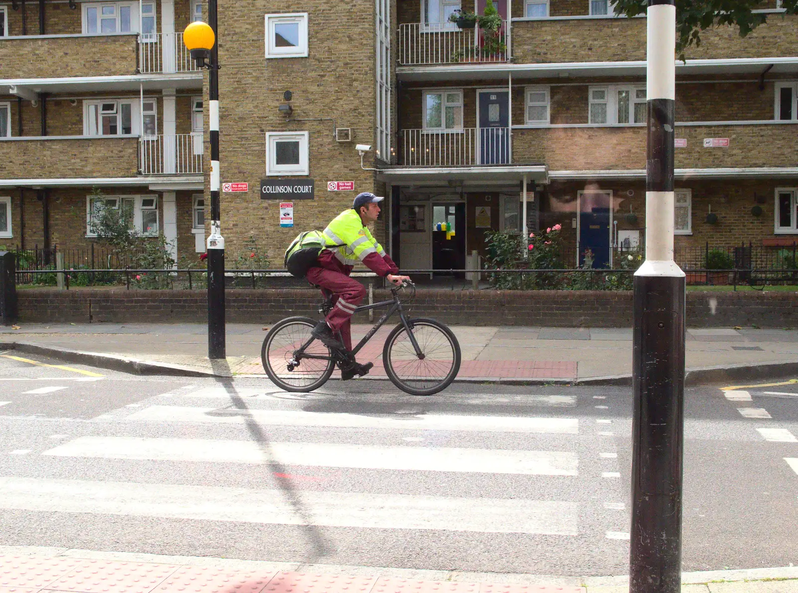 A zebra crossing on Great Suffolk Street, from SwiftKey Innovation Day, and Pizza Pub, Westminster and Southwark - 14th August 2014