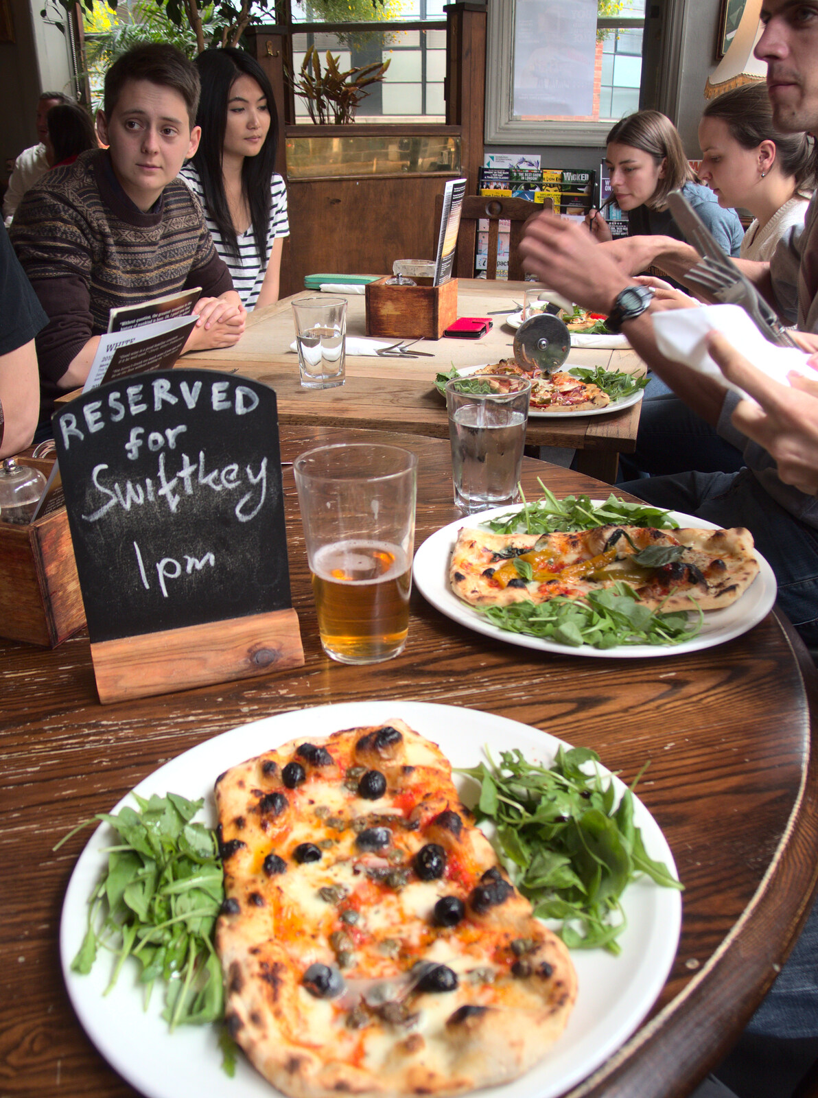 Nosher's lunch pizza arrives from SwiftKey Innovation Day, and Pizza Pub, Westminster and Southwark - 14th August 2014