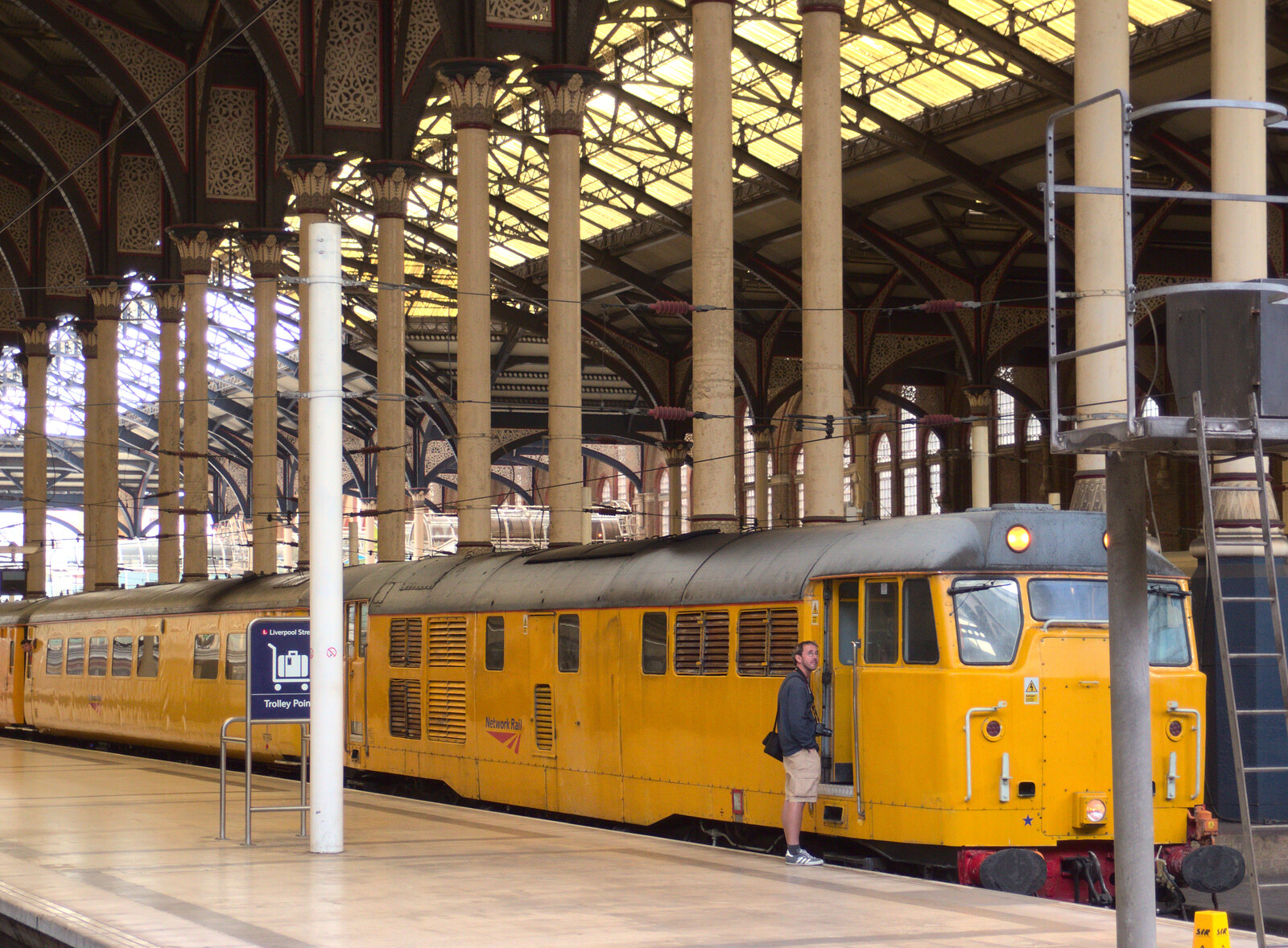 Network Rail's Flying Banana at Liverpool Street from SwiftKey Innovation Day, and Pizza Pub, Westminster and Southwark - 14th August 2014