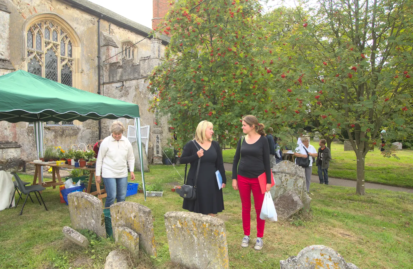 Isobel has a chat, from The Oaksmere, and the Gislingham Flower Festival, Suffolk - 24th August 2014