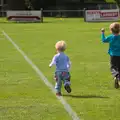 Harry and Fred do their running bit, The Framlingham 10k Run, Suffolk - 31st August 2014