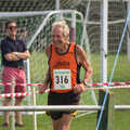 One of the oldest runners crosses the line, The Framlingham 10k Run, Suffolk - 31st August 2014