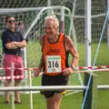 One of the oldest runners crosses the line, The Framlingham 10k Run, Suffolk - 31st August 2014