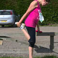 Isobel does some stretching, The Framlingham 10k Run, Suffolk - 31st August 2014