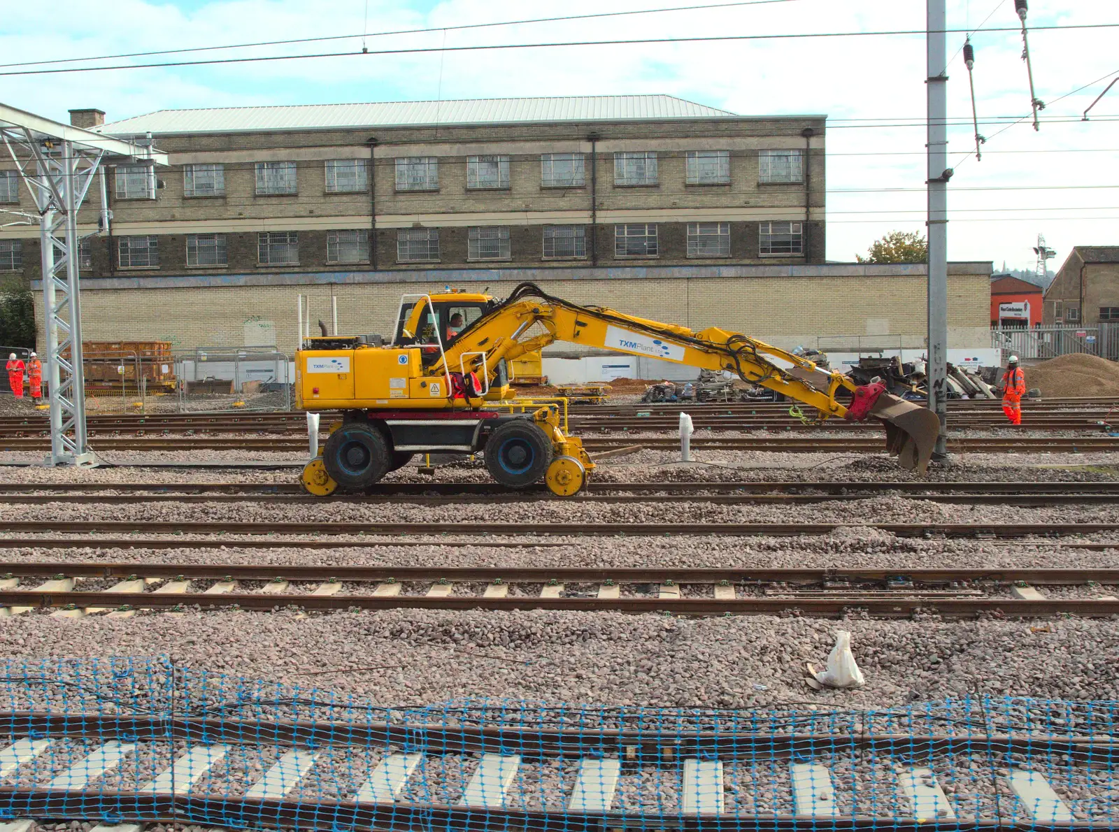 A digger on train wheels, from New Railway and a Trip to Ikea, Ipswich and Thurrock - 19th September 2014