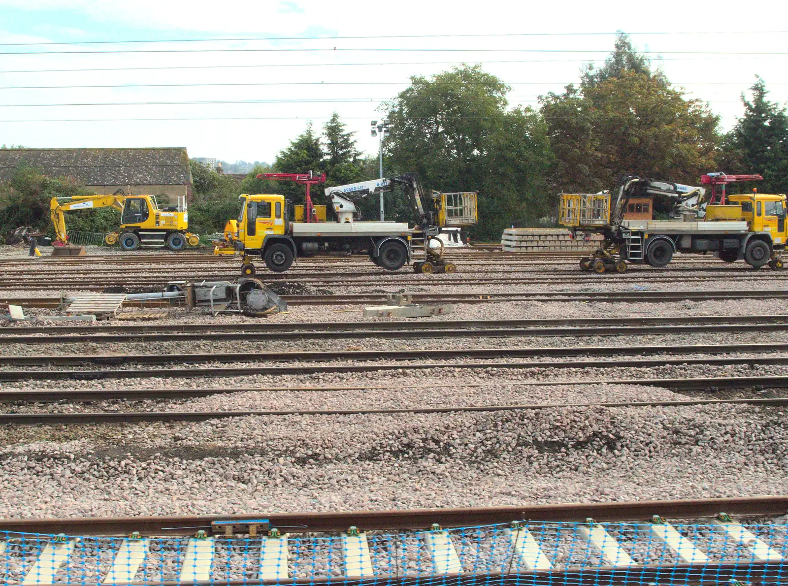 More floating lorries on train wheels, from New Railway and a Trip to Ikea, Ipswich and Thurrock - 19th September 2014