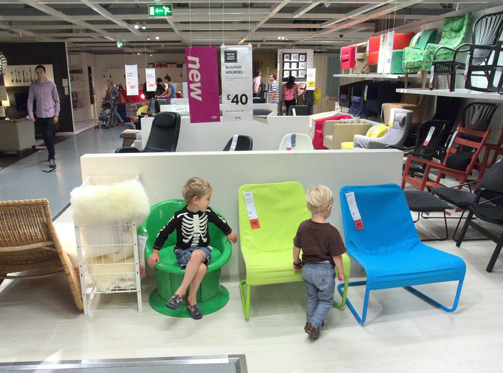 The Boys test out more furniture, from New Railway and a Trip to Ikea, Ipswich and Thurrock - 19th September 2014