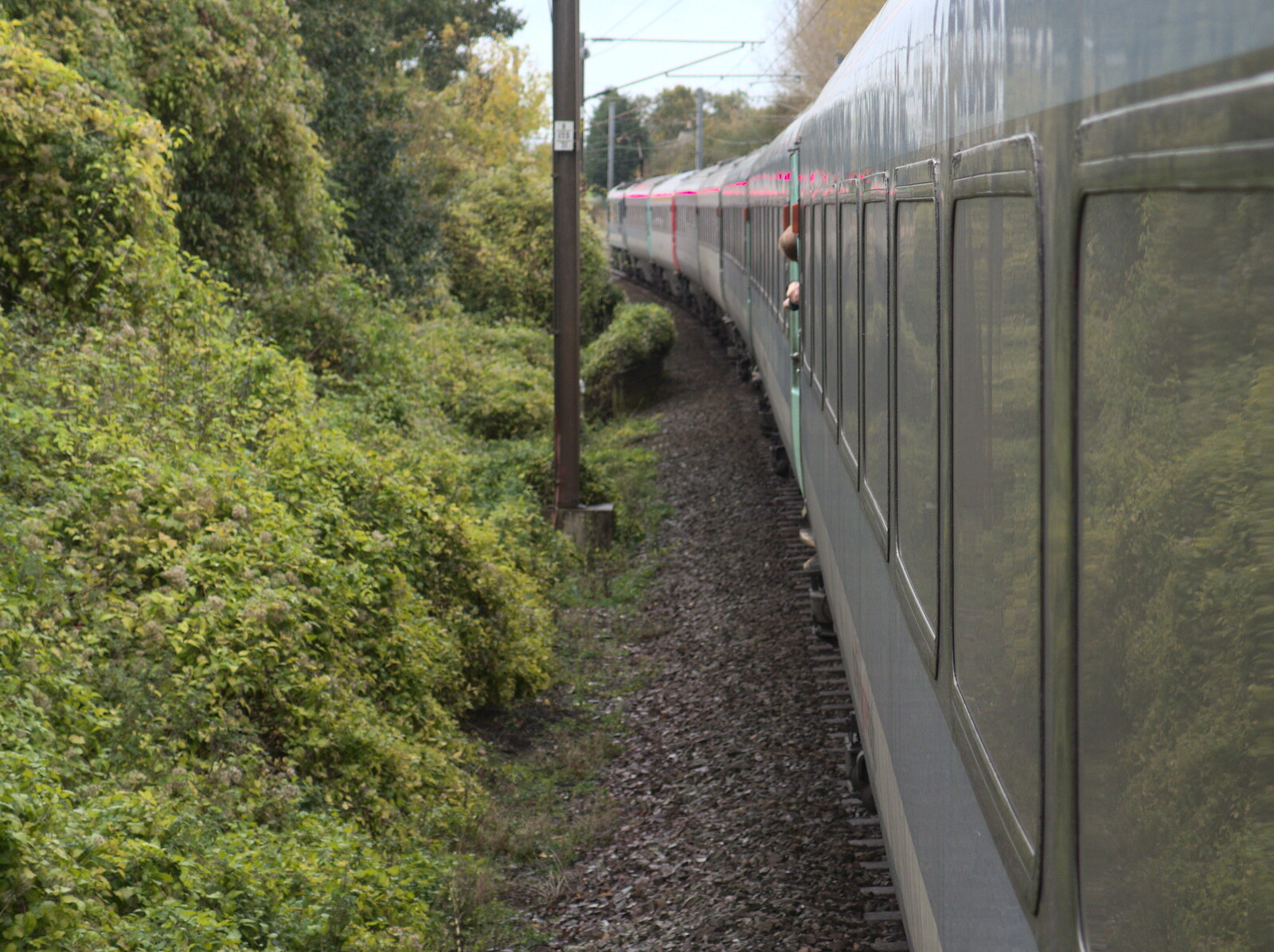 Looking down to the front of the train from (Very) Long Train (Not) Running, Stowmarket, Suffolk - 21st October 2014