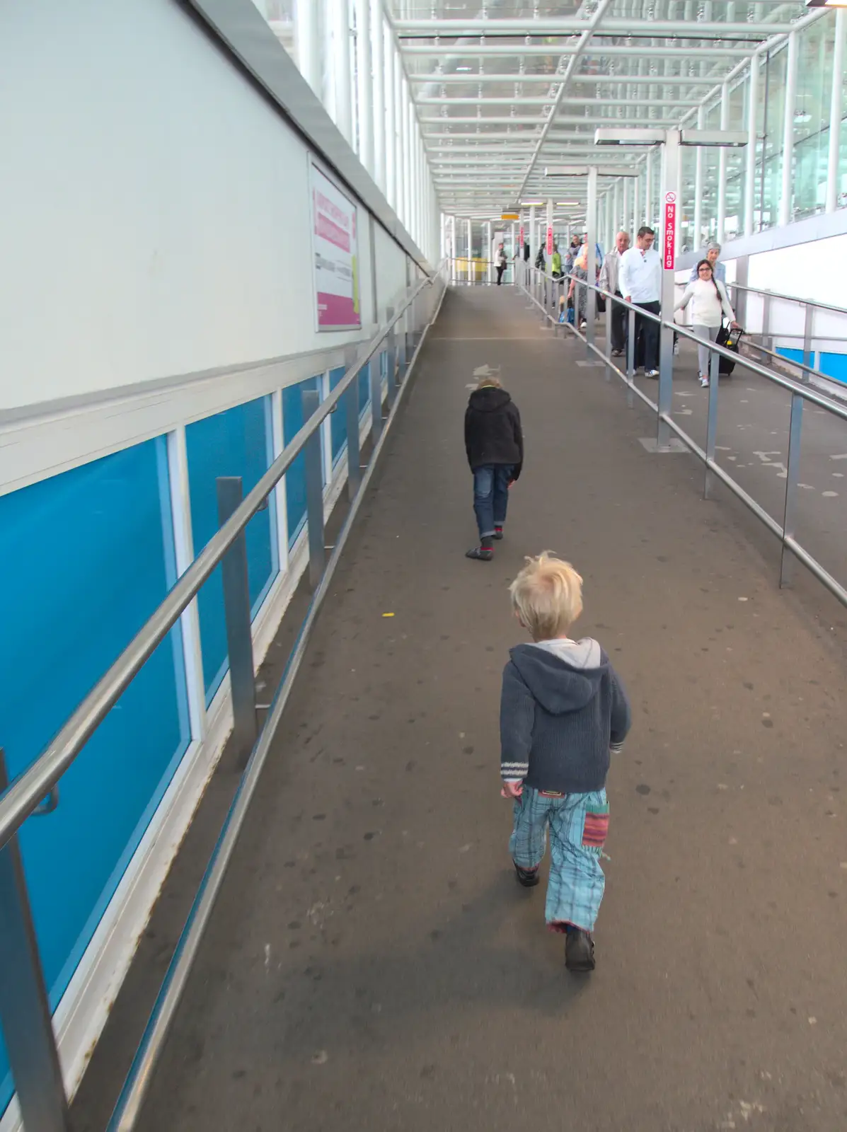 Harry strides up the ramp to the airport, from A Bomb Scare and Fred Does Building, London and Suffolk - 30th October 2014