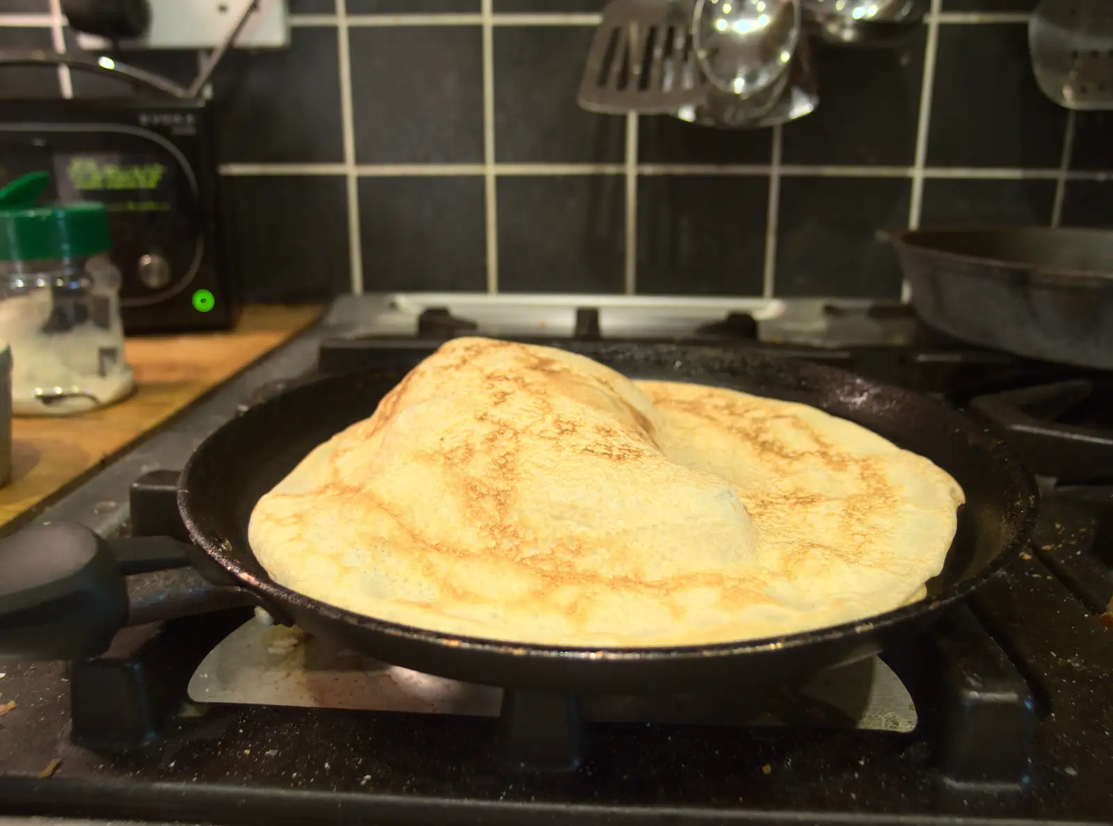 One of Nosher's pancakes explodes, from A Bomb Scare and Fred Does Building, London and Suffolk - 30th October 2014