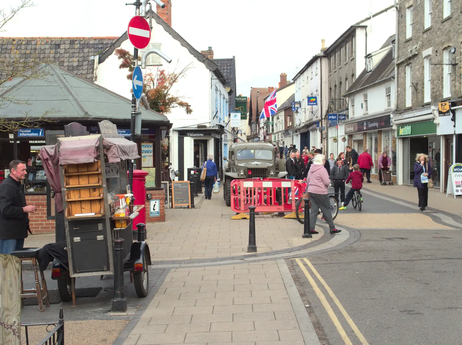 Andy Sausage and Mere Street, from A Saturday in Town, Diss, Norfolk - 8th November 2014