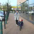 Isobel and Harry by Morrisons, A Saturday in Town, Diss, Norfolk - 8th November 2014