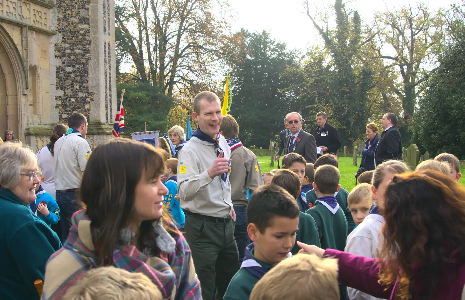 Andy gives it a thumbs up, from A Remembrance Sunday Parade, Eye, Suffolk - 9th November 2014