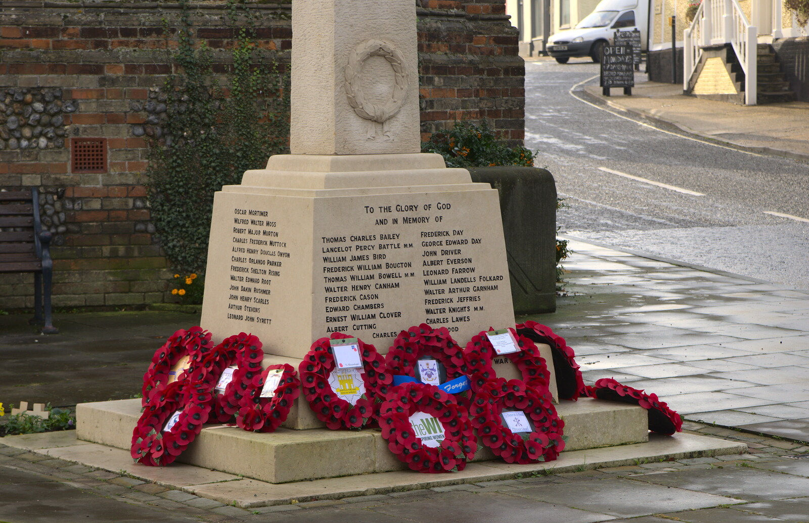 The Eye war memorial from A Remembrance Sunday Parade, Eye, Suffolk - 9th November 2014