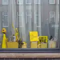 A study in yellow, A Melting House Made of Wax, Southwark, London - 12th November 2014