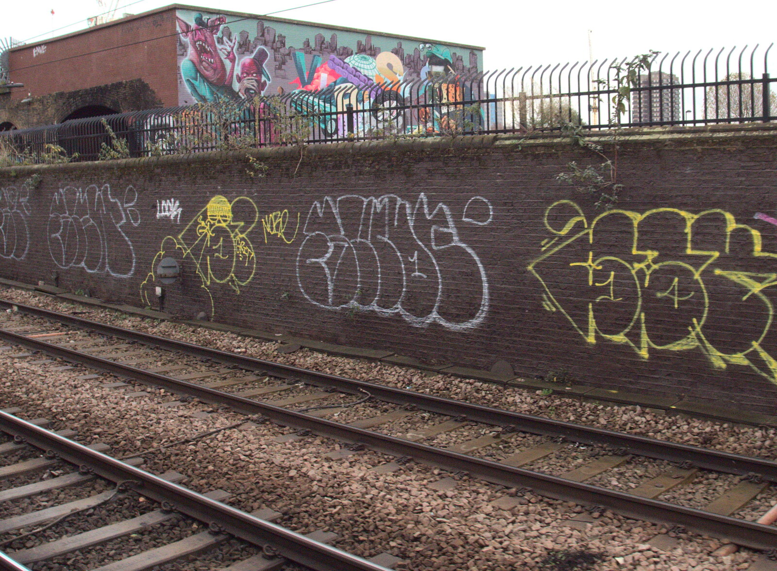 More graffiti, near the Brick Lane bridge from A Melting House Made of Wax, Southwark, London - 12th November 2014