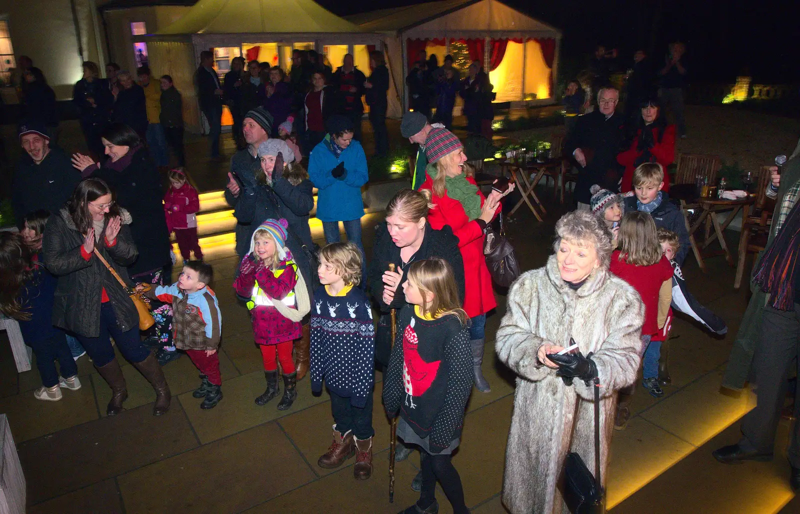 Milling throngs, from Rick Wakeman, Ian Lavender and the Christmas lights, The Oaksmere, Suffolk - 4th December 2014