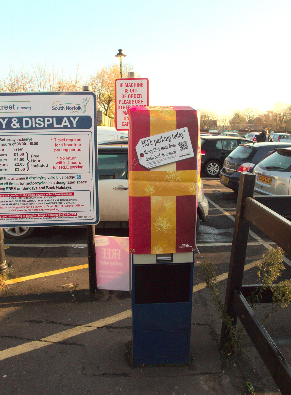 The ticket machine is wrapped up as a gift from The Eye Lights and a Thorpe Abbots Birthday, Suffolk and Norfolk - 6th December 2014