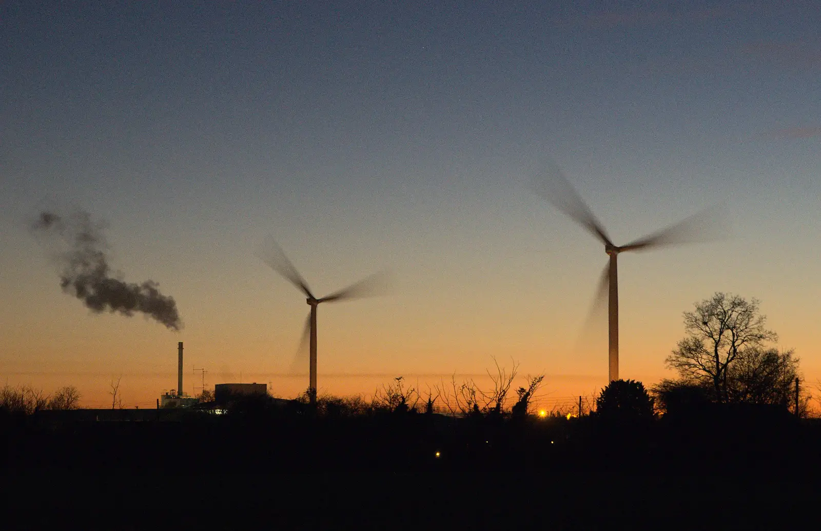 The wind turbines of Eye airfield, from The Eye Lights and a Thorpe Abbots Birthday, Suffolk and Norfolk - 6th December 2014