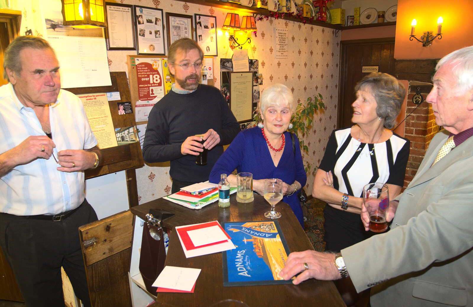 Christmas cards are handed out from The BSCC Christmas Dinner, The Swan Inn, Brome, Suffolk - 6th December 2014