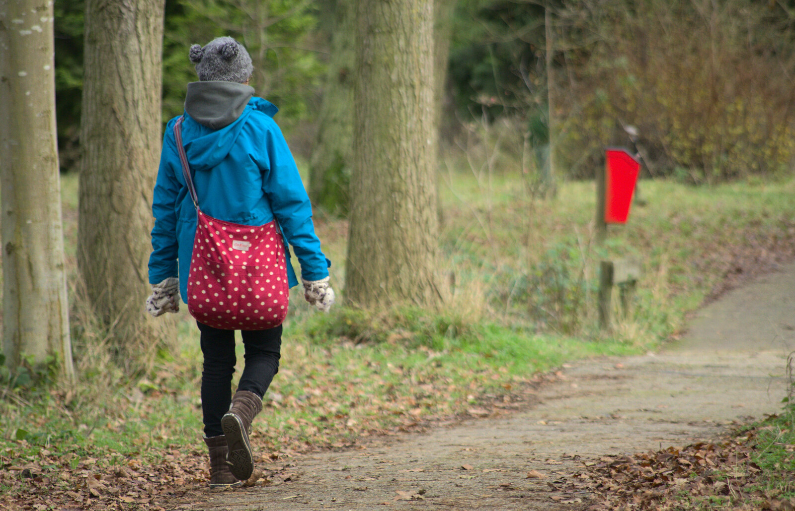 Isobel walks off from Cameraphone Randomness and a Thornham Walk, Suffolk - 14th December 2014