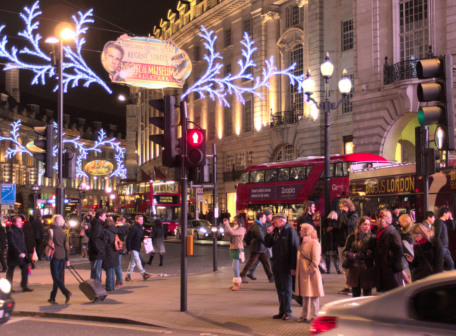 A heaving Regent Street from SwiftKey Innovation Nights, Westminster, London - 19th December 2014