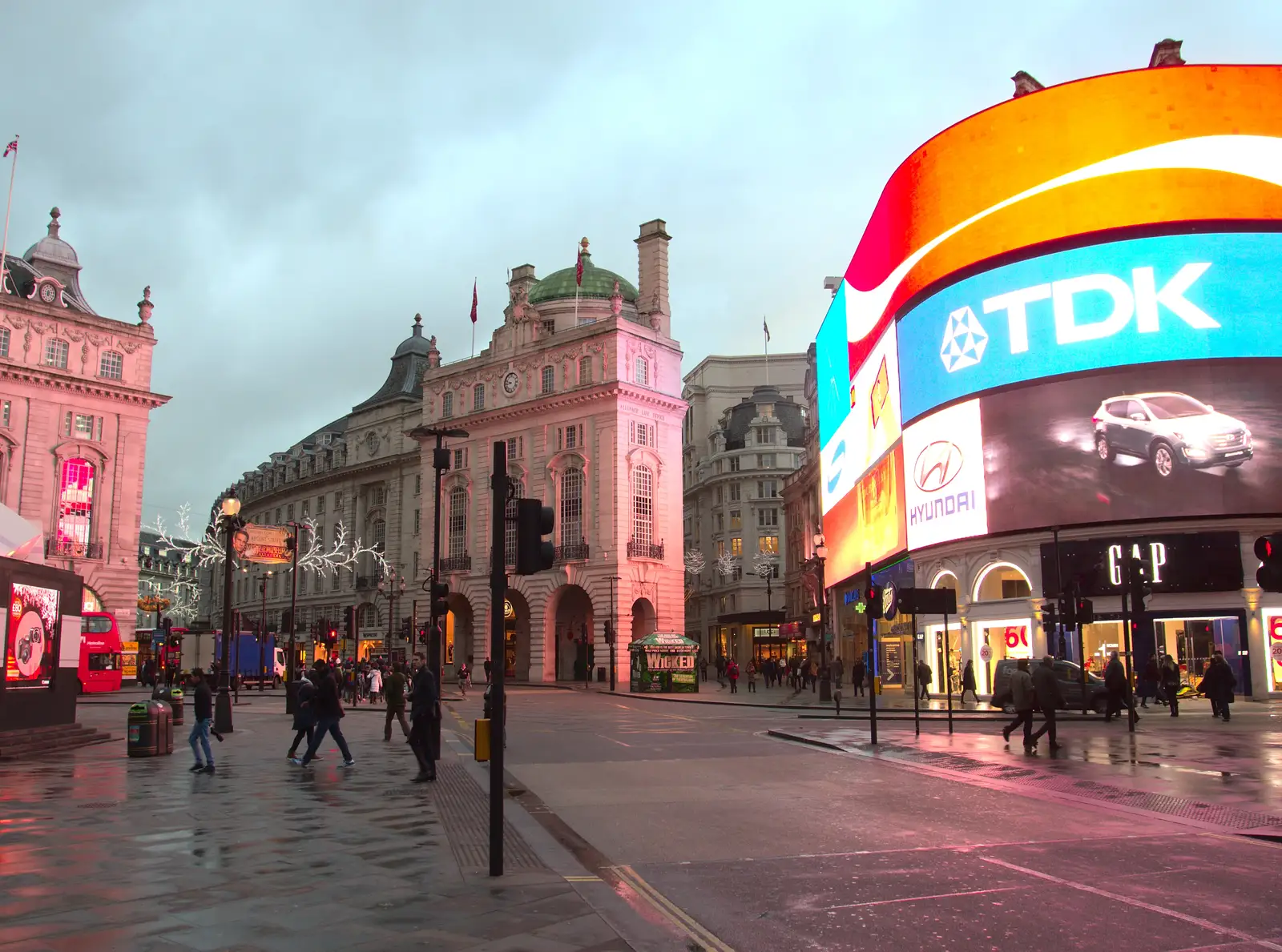 Early morning in Picadilly Circus, from SwiftKey Innovation Nights, Westminster, London - 19th December 2014