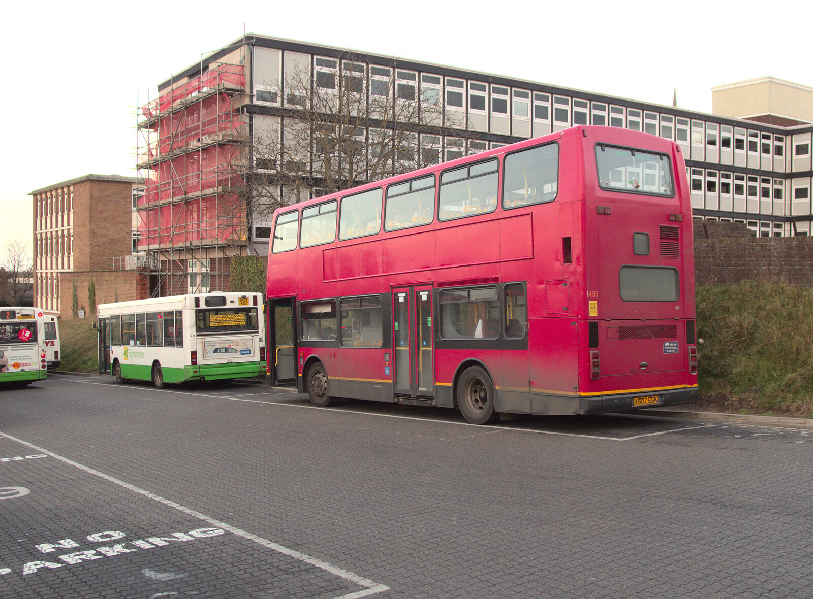 A 15-year-old bus from A Trip to Abbey Gardens, Bury St. Edmunds, Suffolk - 20th December 2014