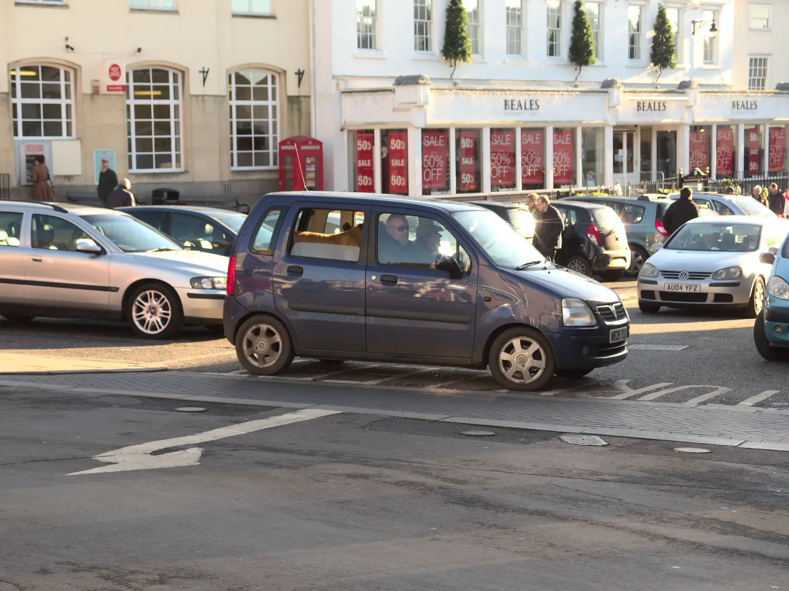 Someone blocks the road off with a 20-point turn, from Christmas Day at the Swan Inn, Brome, Suffolk - 25th December 2014