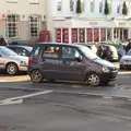 Someone blocks the road off with a 20-point turn, Christmas Day at the Swan Inn, Brome, Suffolk - 25th December 2014