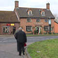Christmas Day at the Swan Inn, Brome, Suffolk - 25th December 2014, Walking to the pub for a Christmas beer